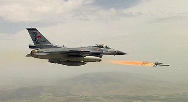 181. Filo'dan tam isabet... İlk kez eş zamanlı Maverick Füzesi atışı