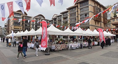 6 ASIRLIK GELENEK YILDIRIM’DA YAŞATILIYOR.