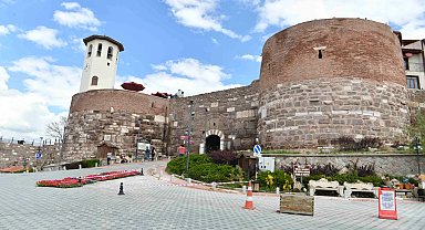 Ankara Kalesi çelik gibi oldu
