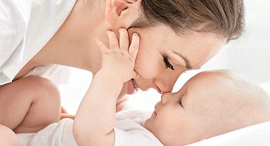 Anne bebek bağı bebeğin dünyasını şekillendiriyor