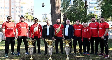 Antalya Muratpaşa Spor Kulübü'nde görev bölümü yapıldı