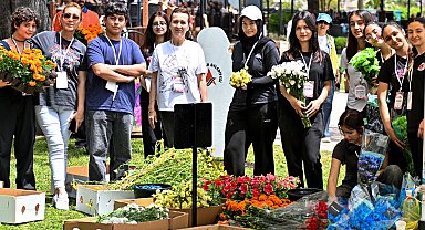 Antalya'da 'Çiçek Desenleri Günleri' başladı