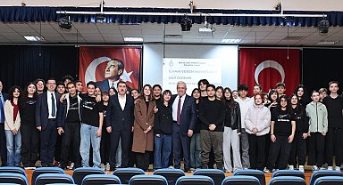 Başkan Özdemir'den liselilere 'umutlarınızı bırakmayın' mesajı