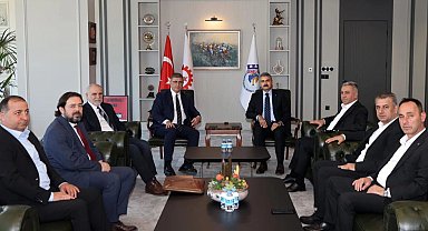 Başkan Tugay'dan Ankara'da sendikalara ziyaret