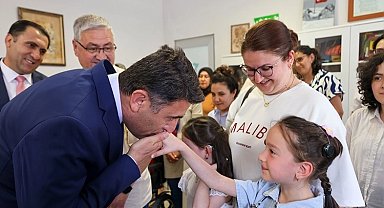 Bilecik Valisi Şefik Aygöl'den özel bireylere anlamlı ziyaret