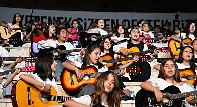 Bursa Gemlik'in genç sanatçıları, 19 Mayıs'ta yeteneklerini sergiledi