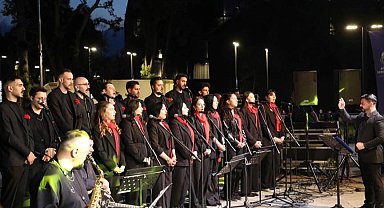 Bursa İnegöl'de sahne gençlerin