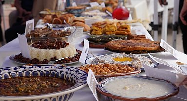 Bursa İznik'te 'Göçüp Konan Lezzetler' sergilendi