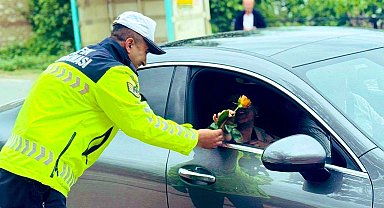 Bursa Jandarması'ndan annelere özel jest