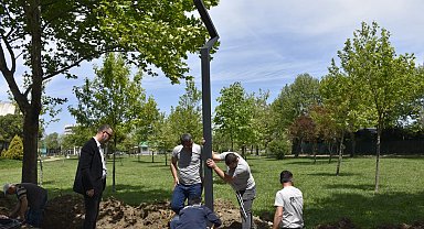 Bursa Karacabey'de Atatürk Kültür Parkı'na modern aydınlatma