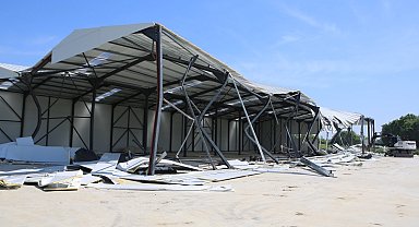 Bursa Nilüfer'de iki kaçak fabrikaya yıkım!