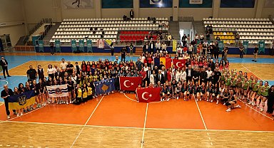 Bursa Nilüfer'de Uluslararası Spor Şenlikleri'ne muhteşem final