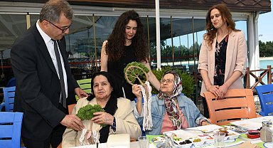 Bursa Osmangazi'de alzheimer hastaları için Anneler Günü kutlaması