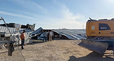 Bursa Osmangazi'de kaçak temizliğine devam