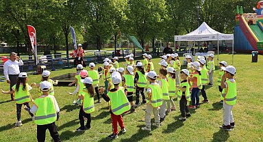 Bursa Uluslararası Spor Festivali'nde çocuklar doyasıya eğlendi