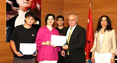 Bursa, Yeşilay münazara turnuvasında zirvede!