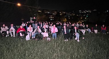 Bursa'da açık hava film gösterimi ile Serebral Palsili bireylere destek