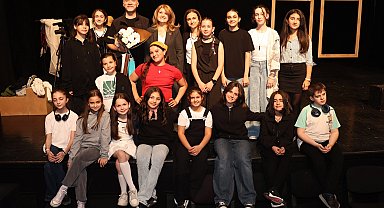 Bursa'da Nilüferli drama öğrencilerinden renkli final