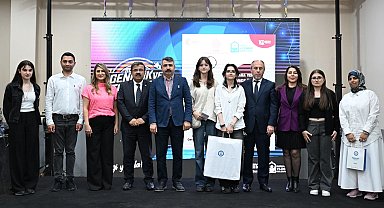 Bursalı gençler Yıldırım'da 'bayram' etti