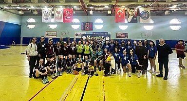 BUÜ'nün hentbol takımı Süper Lig'de