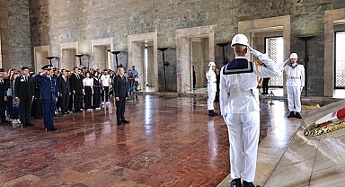 Denizli'den Anıtkabir'e özel ziyaret