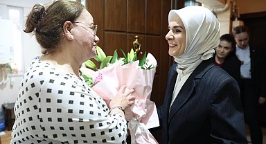 Devlet korumasındaki çocukların gönüllü annesine Bakan Göktaş'tan ziyaret