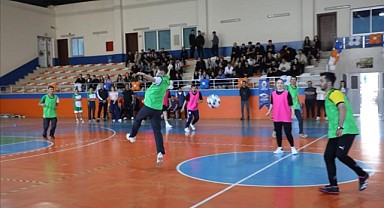 Engeller Sahada Aşıldı, Futsal Turnuvasında Dostluk Kazandı