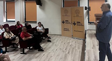 Gazeteci-yazar Özke, Yaşar Kemal'in 'Binboğalar Efsanesi'ni anlattı