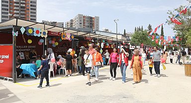 Gaziantep aile festivali tüm hızıyla sürüyor