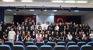 Genç yazarlar deneyimlerini paylaştı