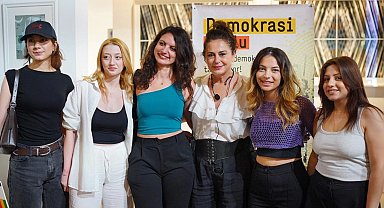 Gençler demokrasi kültürünü sanat aracılığıyla tartıştı