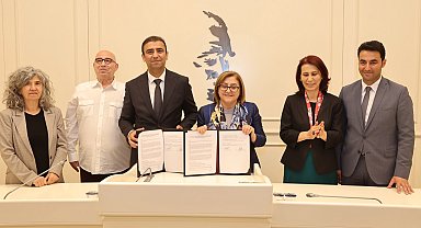 "Güzel Sanatlar Lisesi Tiyatro Bölümü Eğitimi" protokolü imzalandı