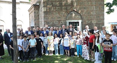 İnegöl, Asırları Aşan Mirasıyla Gururlandı İshak Paşa 538 Yıl Sonra Rahmetle Anıldı