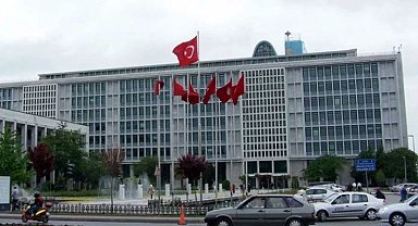 İstanbul Büyükşehir'e 4. dalga operasyonu! CHP'den tepki: Ayarını bozduğunuz kantar gün gelir sizi tartar!