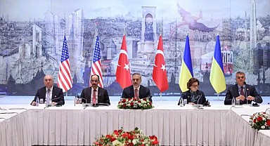 İstanbul'da Tarihi Zirve!