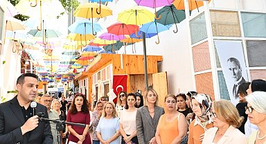 İzmir Çiğli'de kadınların el emeği ürünleri görücüye çıktı