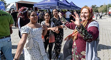 İzmir Kültürpark'ta hıdırellez şenliği