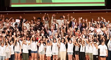 İzmir Uluslararası Çoksesli Korolar Festivali'nde muhteşem final