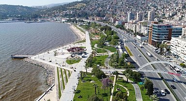 İzmir'de afet toplanma alanlarına mercek!
