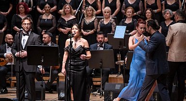 İzmir'de Klasik Türk Müziği Korosu'ndan "Yaza Merhaba" konseri