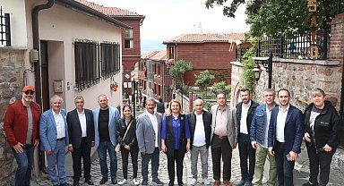 Kapanca'da söz sanatın, sahne sokakların!