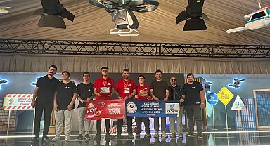 Kapsül'e KKTC'de çifte ödül