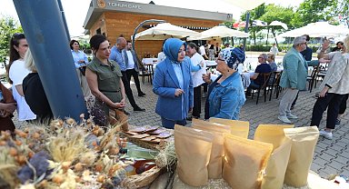KEFEK üyeleri Efes Tarlası Yaşam Köyü'nü gezdi
