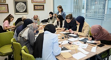 Kocaeli'de gençler sanatla buluştu