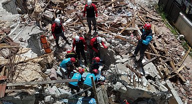 Kocaeli'deki deprem tatbikatı gerçeği aratmadı