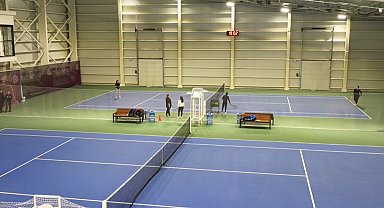 Konya Karatay'da 19 Mayıs kapsamında ödüllü tenis turnuvası