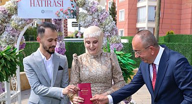 Konya Meram'da 42 çift '5.5.2025'te 'Evet' dedi