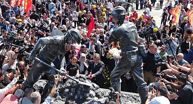 Manisa Soma'da maden şehitleri anma töreni düzenlendi