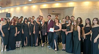 Manisa'nın 'çok sesli'sine İzmir'den çifte ödül