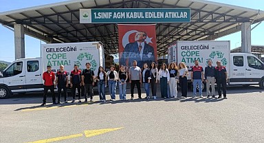 Öğrenciler kapı kapı dolaşılarak halka çevre bilinci kazandırıyor